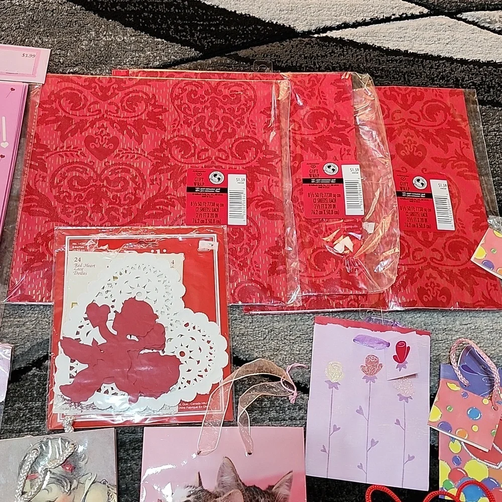 VINTAGE VALENTINES GIFT/SNACK BAGS  GIFT WRAP DOILIES PAPER BASKEST BUNDLE